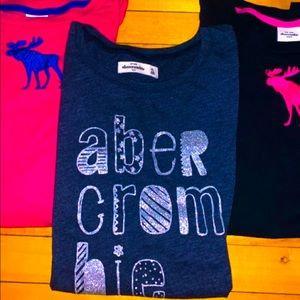 3 beautiful Abercrombie T-shirts